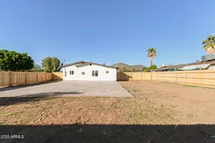 1321 W Mountain View Rd, Phoenix, AZ 85021 - Photo 18
