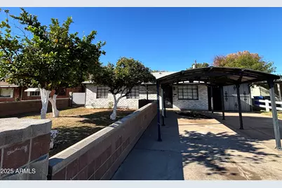 2816 N 33rd Place, Phoenix, AZ 85008 - Photo 2