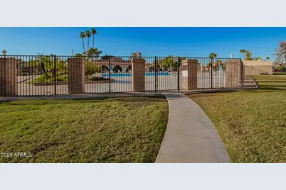 2128 E Villa Court, Tempe, AZ 85282 - Photo 30