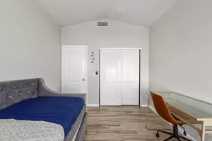 8632 S 10th Ln, Phoenix, AZ 85041 - Photo 16