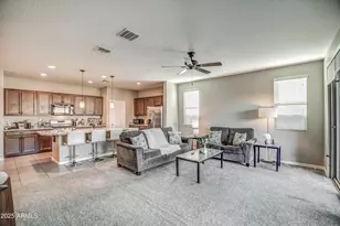 2842 E Fraktur Rd, Phoenix, AZ 85040 - Photo 18