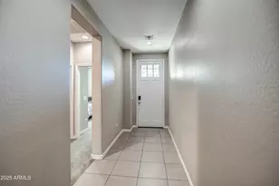 2842 E Fraktur Rd, Phoenix, AZ 85040 - Photo 2