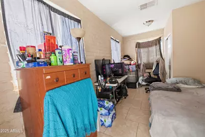 10428 W Calle De Plata Street, Phoenix, AZ 85037 - Photo 26