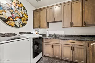 1810 E Magnolia Dr, Flagstaff, AZ 86005 - Photo 32