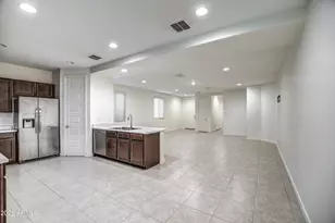 2229 W Dunbar Dr, Phoenix, AZ 85041 - Photo 14