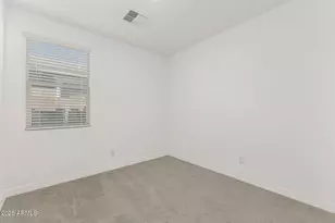 1229 E Maldonado Dr, Phoenix, AZ 85042 - Photo 22