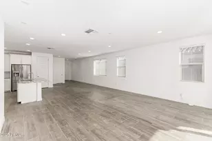 1229 E Maldonado Dr, Phoenix, AZ 85042 - Photo 6