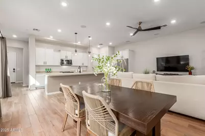 283 E Balsam Drive, Chandler, AZ 85286 - Photo 14