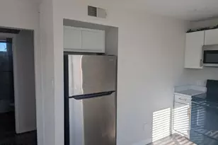 7160 N 53rd Ave, Glendale, AZ 85301 - Photo 4