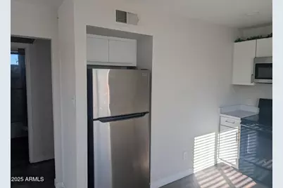 7160 N 53rd Avenue #2, Glendale, AZ 85301 - Photo 4