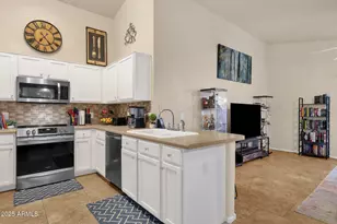 512 S 93rd Way, Mesa, AZ 85208 - Photo 4