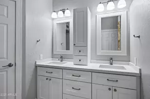 1161 W Honeysuckle Ln, Chandler, AZ 85248 - Photo 28