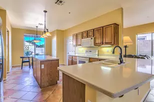 10655 E Autumn Sage Dr, Scottsdale, AZ 85255 - Photo 8