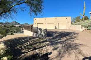 16648 N Boulder Dr, Fountain Hills, AZ 85268 - Photo 2