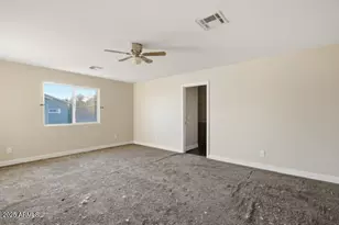 1030 E Odeum Ln, Phoenix, AZ 85040 - Photo 24