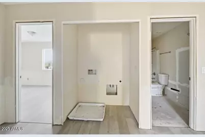 1030 E Odeum Lane, Phoenix, AZ 85040 - Photo 14