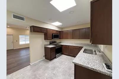 13629 N Del Webb Boulevard, Sun City, AZ 85351 - Photo 4