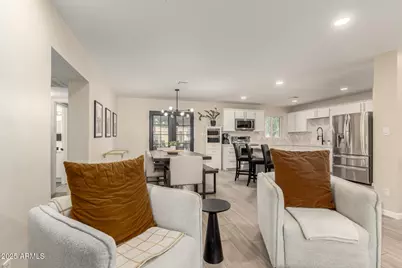 2340 E Heatherbrae Drive, Phoenix, AZ 85016 - Photo 12