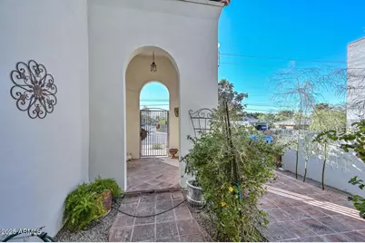 1750 E Ocotillo Road E #18, Phoenix, AZ 85016 - Photo 20