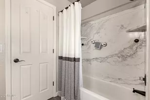 408 E South Fork Dr, Phoenix, AZ 85048 - Photo 32