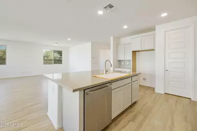 15662 W Christy Drive, Surprise, AZ 85379 - Photo 10