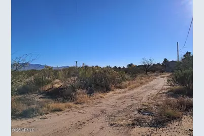 9300 E Charity Avenue #10446168, Hereford, AZ 85615 - Photo 2