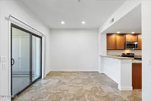 21320 N 56th St, Phoenix, AZ 85054 - Photo 8