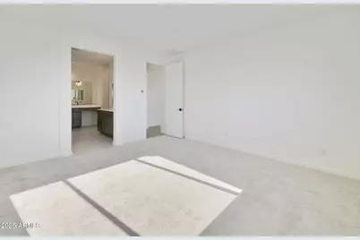 15691 W Mercer Lane, Surprise, AZ 85379 - Photo 26