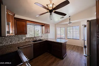 6347 W Puget Avenue, Glendale, AZ 85302 - Photo 8