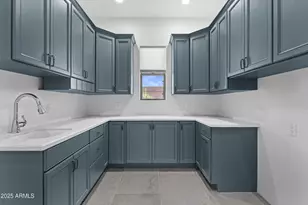 2617 W Desert Hills Dr, Phoenix, AZ 85086 - Photo 30