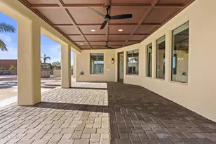 2617 W Desert Hills Dr, Phoenix, AZ 85086 - Photo 34