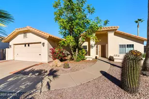 746 Leisure World, Mesa, AZ 85206 - Photo 2