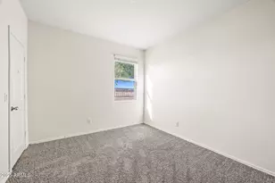 42132 W Manderas Ln, Maricopa, AZ 85138 - Photo 6