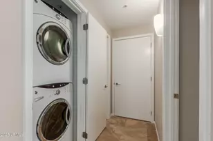 7117 E Rancho Vista Dr, Scottsdale, AZ 85251 - Photo 14