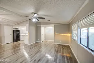 8601 N 103rd Ave, Peoria, AZ 85345 - Photo 6