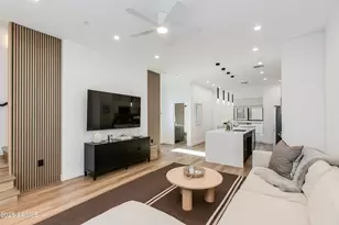 4220 N 32nd St, Phoenix, AZ 85018 - Photo 1