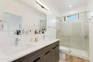 4220 N 32nd St, Phoenix, AZ 85018 - Photo 12