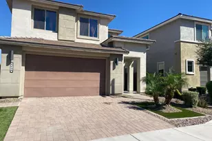 22120 N 28th Pl, Phoenix, AZ 85050 - Photo 2