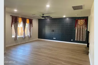 22120 N 28th Place, Phoenix, AZ 85050 - Photo 14