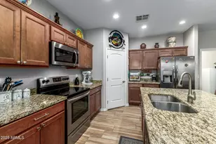 614 N Tomahawk Rd, Apache Junction, AZ 85119 - Photo 14