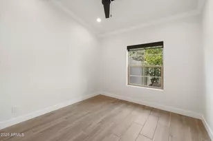 10180 E Larkspur Dr, Scottsdale, AZ 85260 - Photo 16