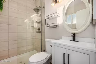 421 E Wickieup Ln, Phoenix, AZ 85024 - Photo 10