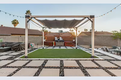 421 E Wickieup Lane, Phoenix, AZ 85024 - Photo 18