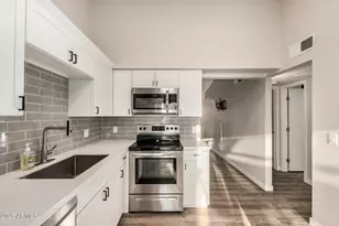 421 E Wickieup Ln, Phoenix, AZ 85024 - Photo 8