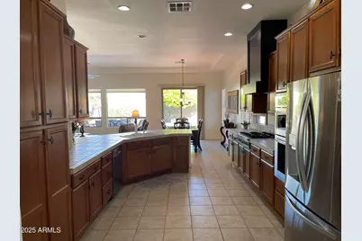 4146 E Azalea Drive E, Gilbert, AZ 85298 - Photo 2