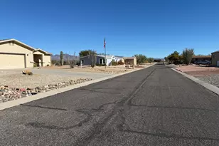 21190 W Obsidian Dr, Congress, AZ 85332 - Photo 40