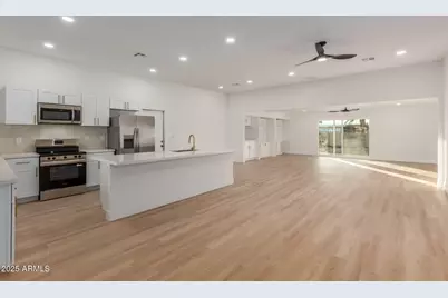 17810 N Monte Vista Court, Sun City, AZ 85373 - Photo 4