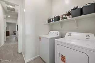 18562 W Thistle Landing Dr, Goodyear, AZ 85338 - Photo 20