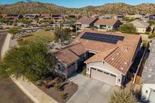 18562 W Thistle Landing Dr, Goodyear, AZ 85338 - Photo 2