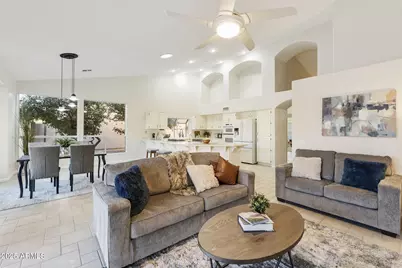 10214 E Coopers Hawk Drive, Sun Lakes, AZ 85248 - Photo 4